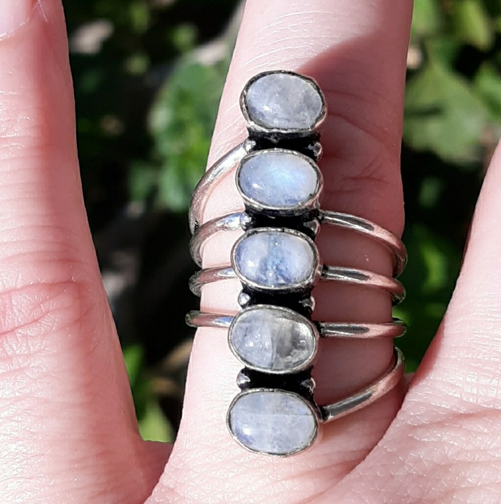 New Rainbow Moonstone Silver Statement Ring. - image 4